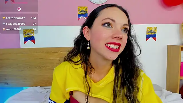 AshleyBenoitt webcam