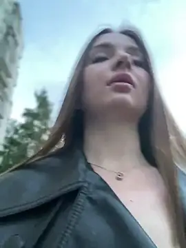 krismagnoly (F young) - vibRRRRate my pussy