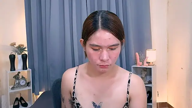 Mimi_Mckinley webcam