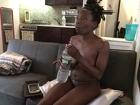 littyleesh1 webcam