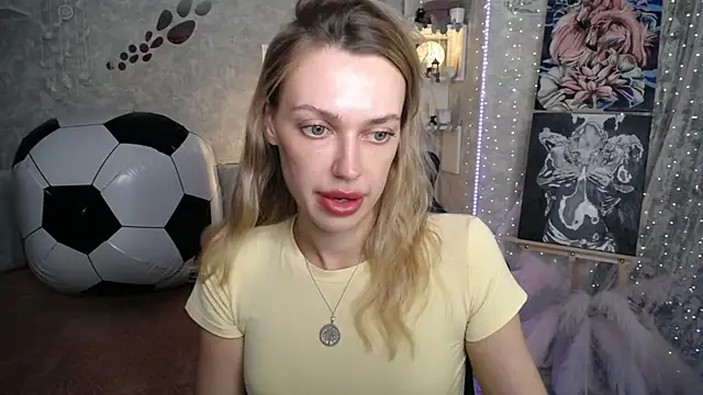 NickyAdamidi webcam
