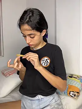 leilani_X webcam