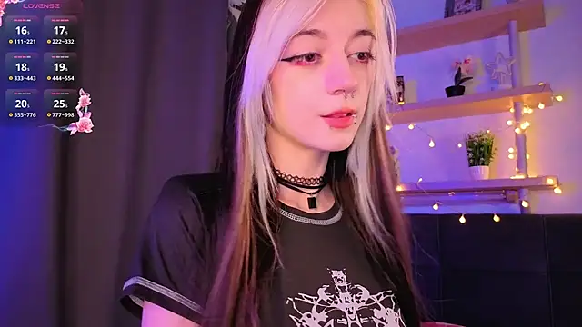 TristaRoht webcam