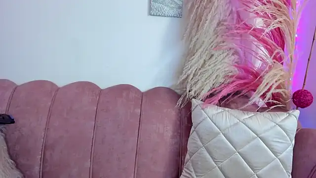 KittyNicolle webcam