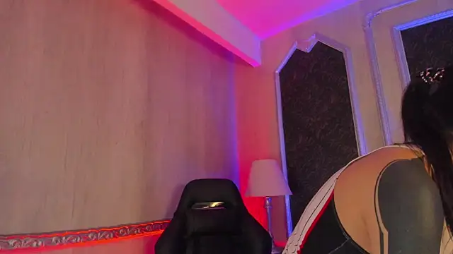 MeganDraco_