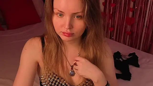lora_rosee - Lora_Rosee's free webcam - UK Sex Cams