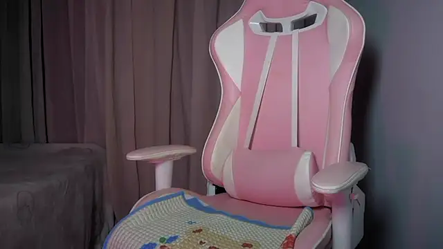 Mia_zee