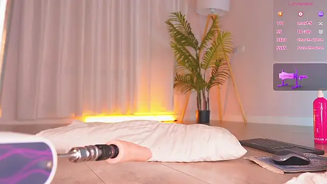 MiuMiuSasha webcam