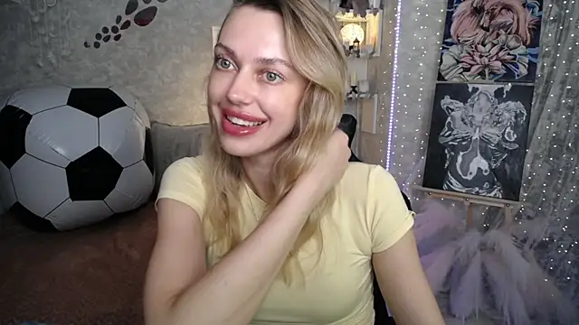 NickyAdamidi webcam