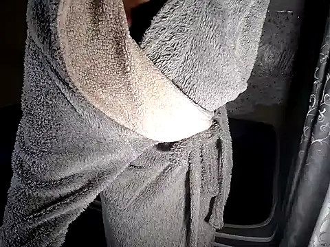 BendMeOverXX webcam