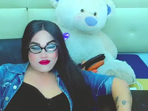 NharaBigCock webcam