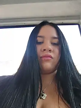 Kendra-daring webcam