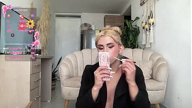 isa_fox_23 webcam