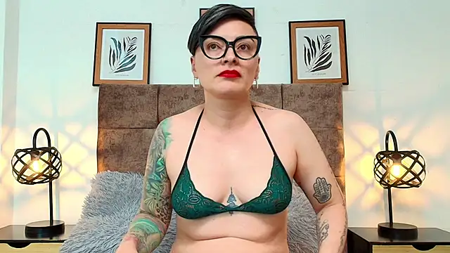 kat_paradise webcam