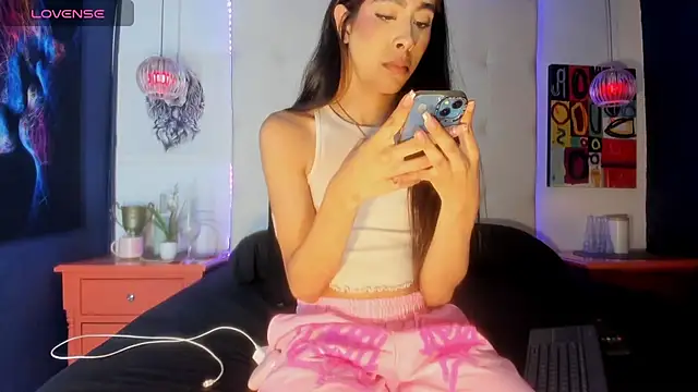 mxli_divine_ webcam