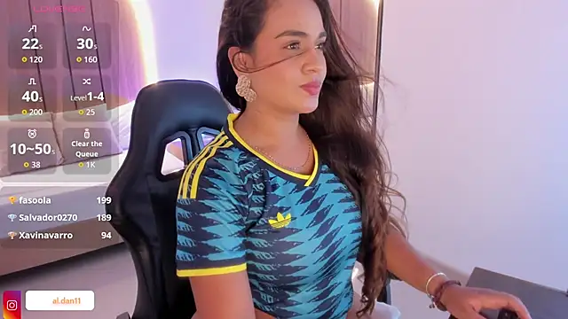alana_dantes_ webcam