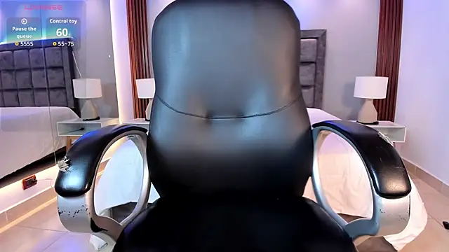 arianarousee webcam