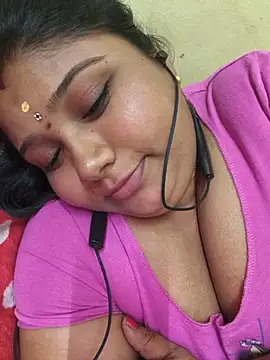 meenaqueen webcam