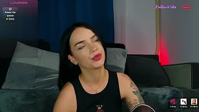 Sylvia_Snoww webcam