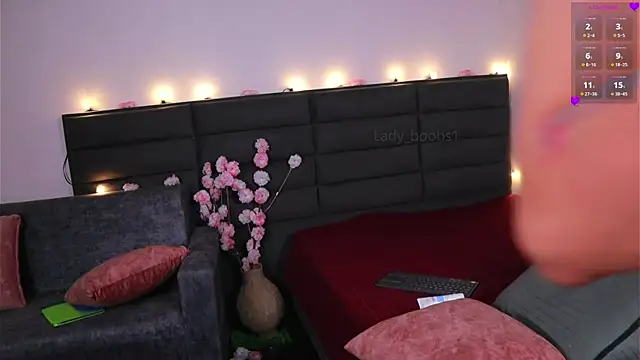 kathieandpovcock1 webcam
