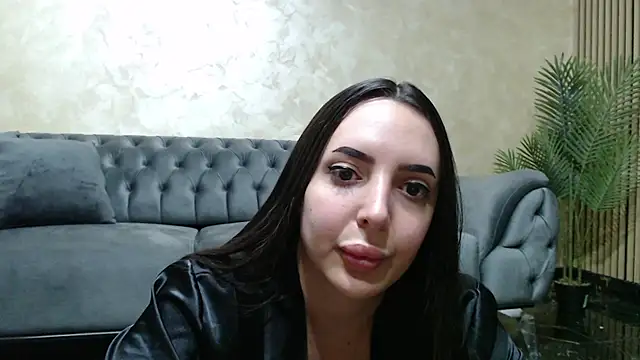 TiffanyPeretz live cam on StripChat