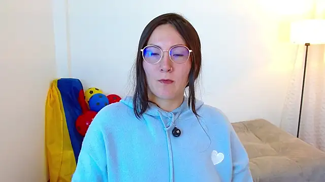 Elle_Lee_