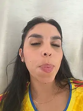 _miaquevedo_ webcam