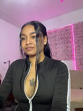 Lynda_Bonnie webcam