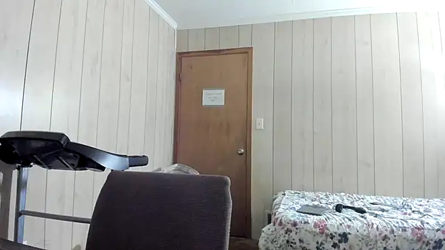 NaturalBeautyQueen webcam