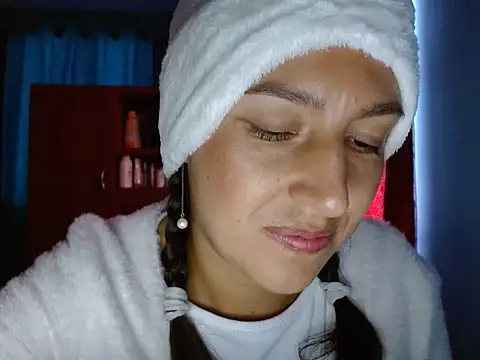 SarahFriendly webcam