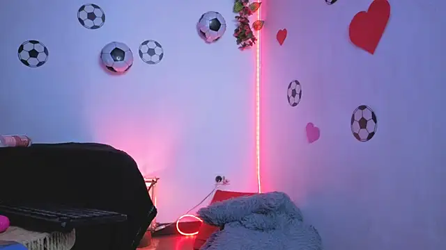 MiaCollinssx webcam