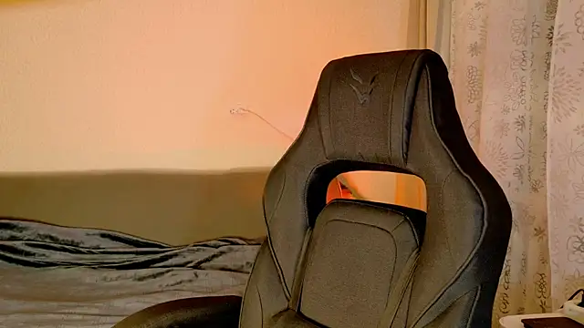 KiraVair webcam