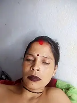 Hot_bh87 webcam