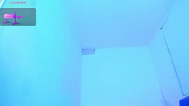 milkqueenboobs webcam