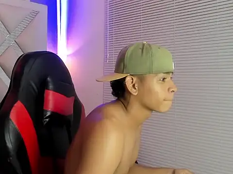 nova_mitchell7 webcam
