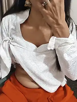 Shalu_G webcam