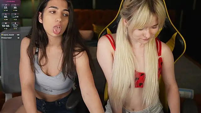 Ava_kiss054 webcam