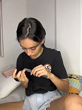 leilani_X webcam