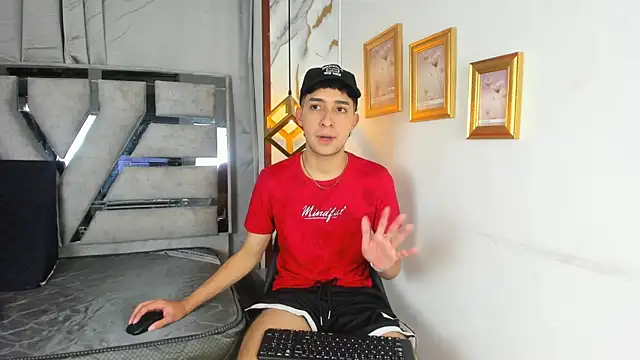 Alantaylorr_ webcam