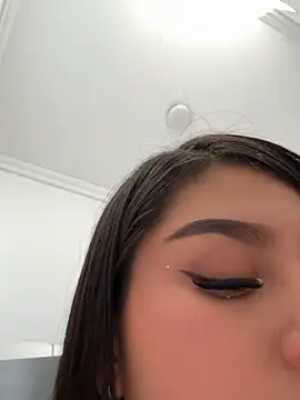 Helena_Whaite webcam