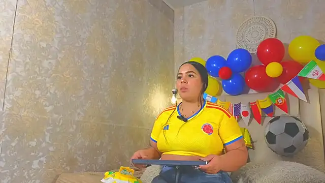EmilyQueen3x webcam