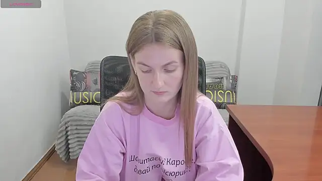 Alisha_Skyes webcam