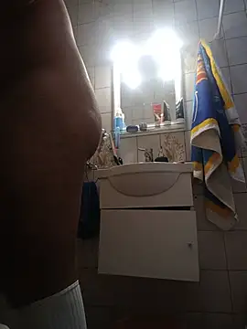 juanpa8453 (Ask my age) - Eat dirtyFucked whi banana in asshole 🍌