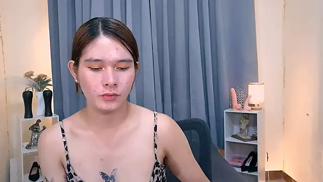 Mimi_Mckinley webcam