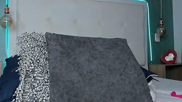 mia_gomez7 webcam