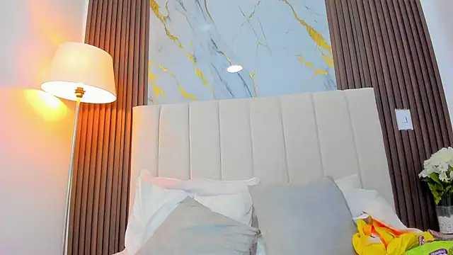 Victoria_Guzman webcam