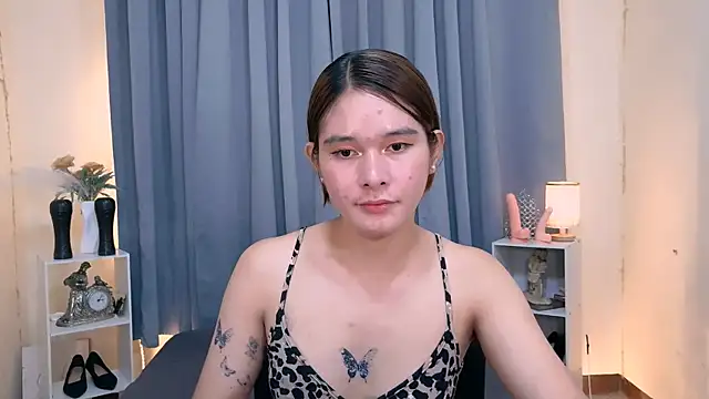 Mimi_Mckinley webcam