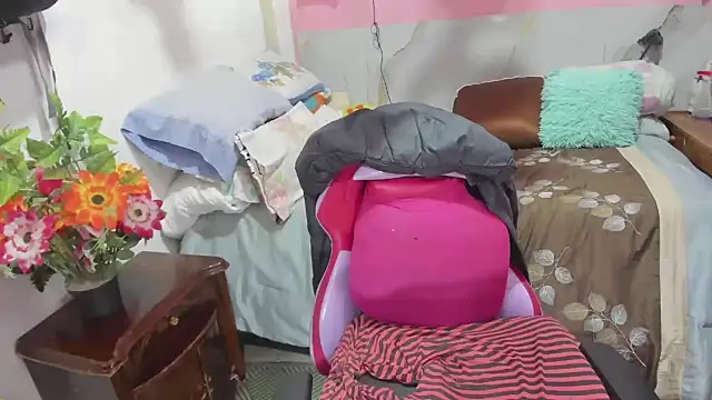 Mrs_mommy_ webcam