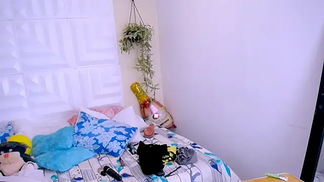 nataly_red webcam