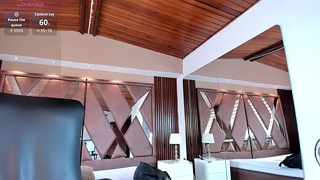 IsabellaaJoness webcam
